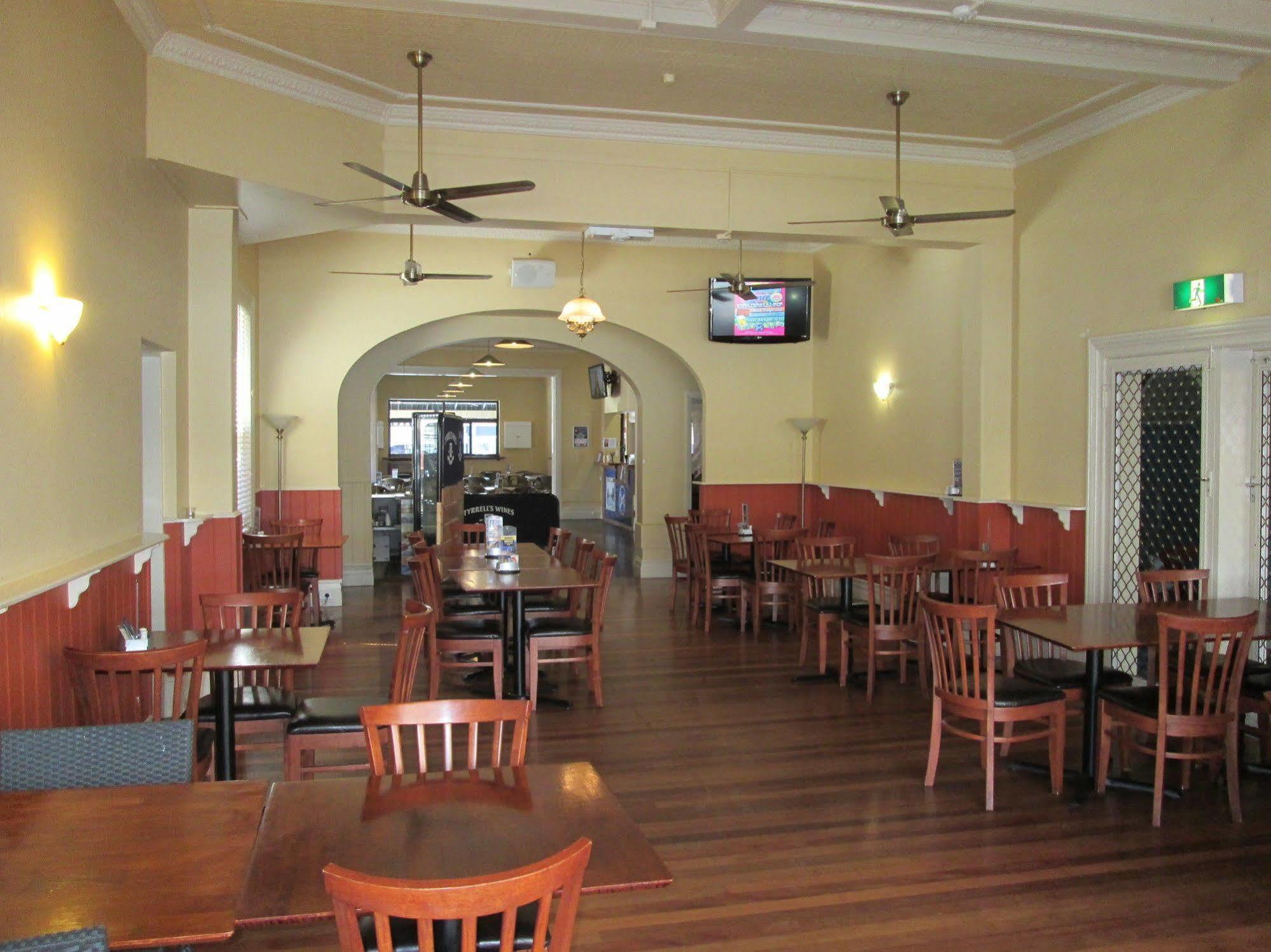 Maclean Hotel 3* Maclean